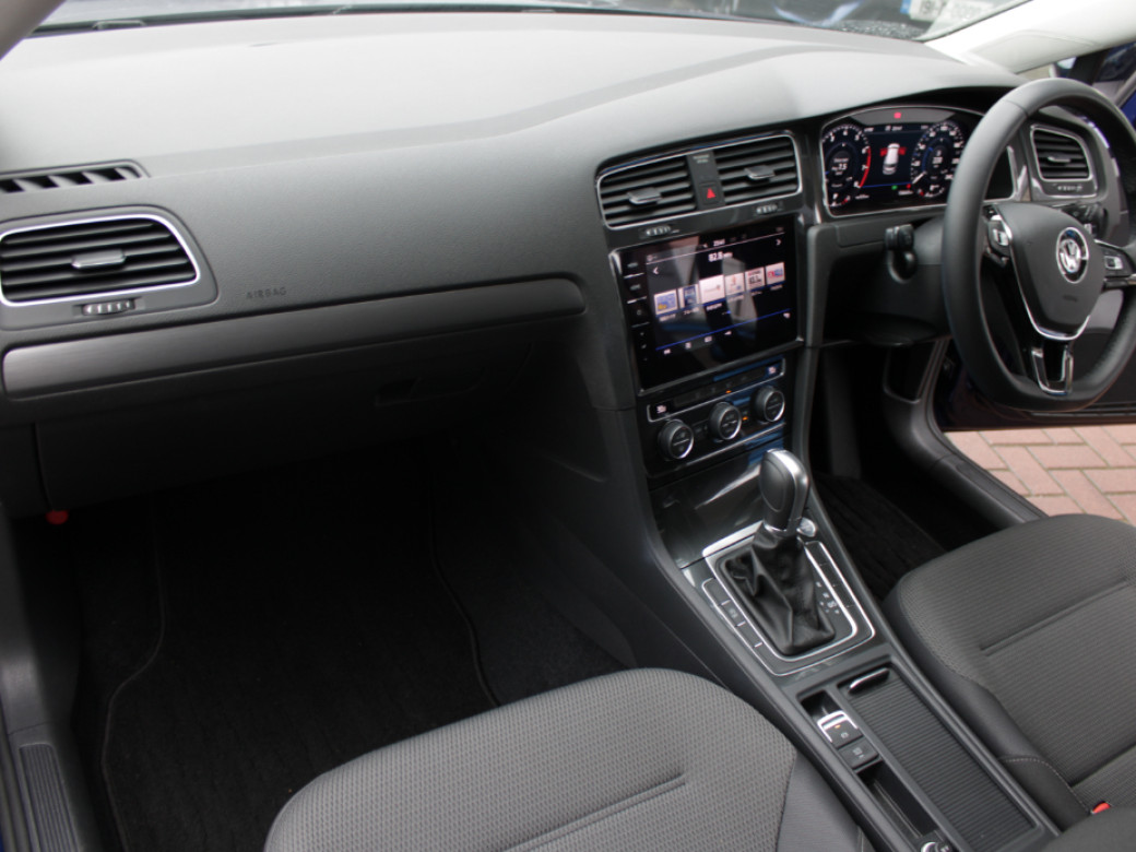 2019 Volkswagen Golf