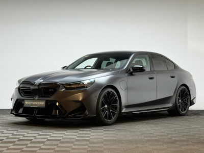 2025 BMW M5