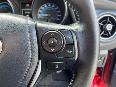 2016 Toyota Auris