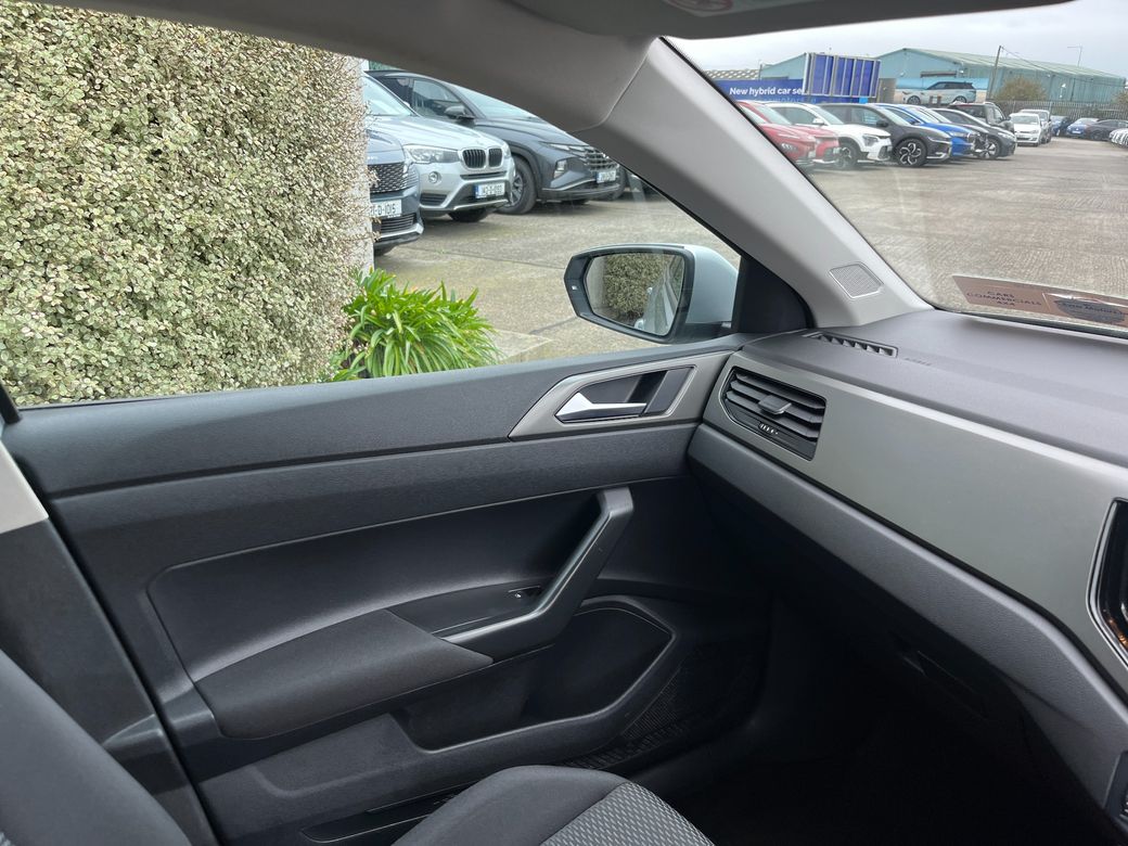 2019 Volkswagen Polo