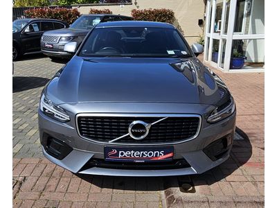 2017 Volvo S90