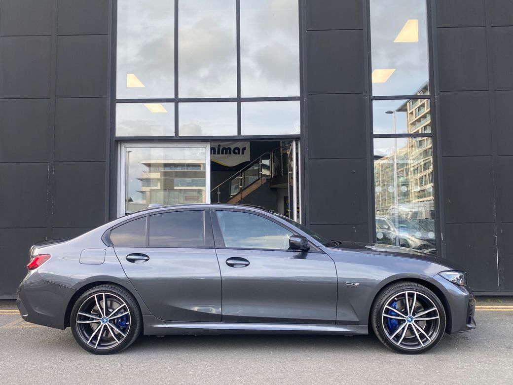 2022 BMW 3 Series