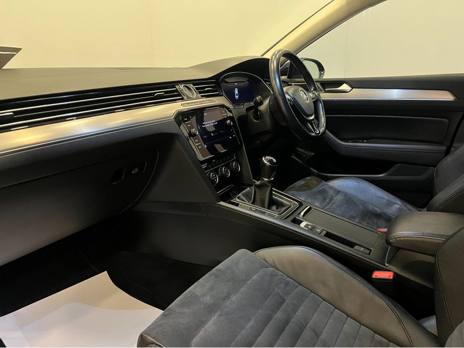 2019 Volkswagen Passat