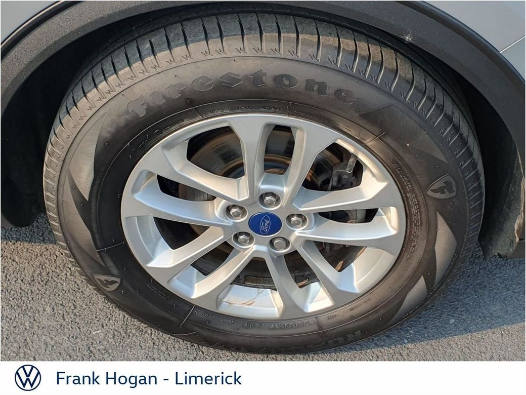 2022 Ford Kuga
