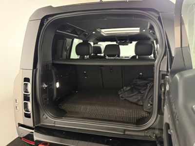 2025 Land Rover Defender
