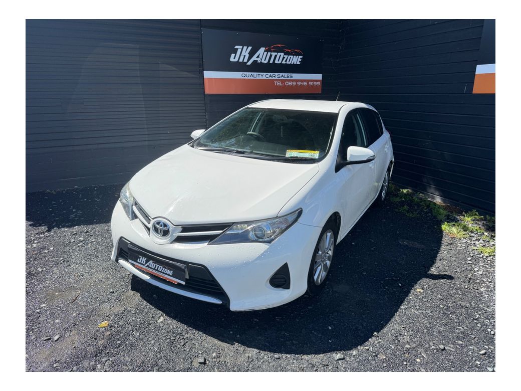 2015 Toyota Auris