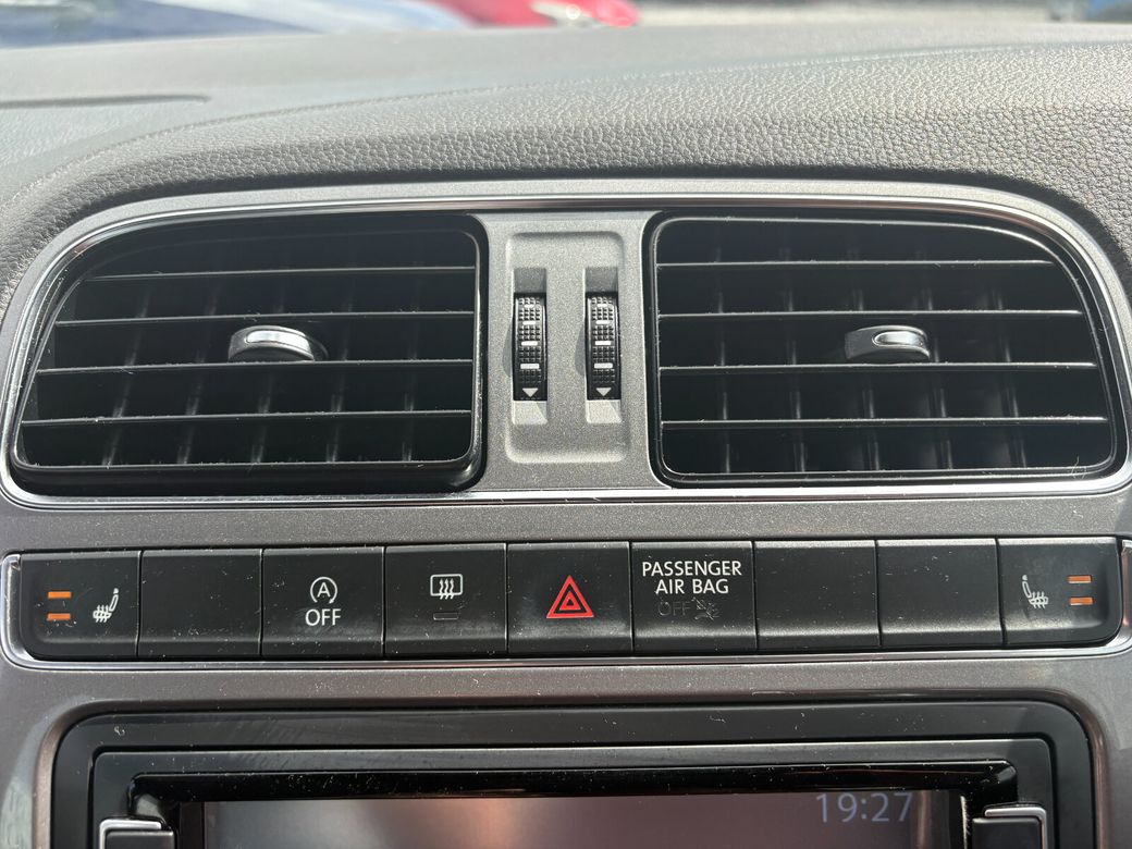 2017 Volkswagen Polo