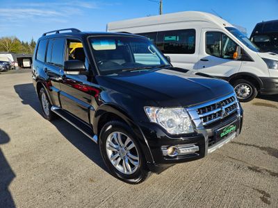 2015 Mitsubishi Pajero