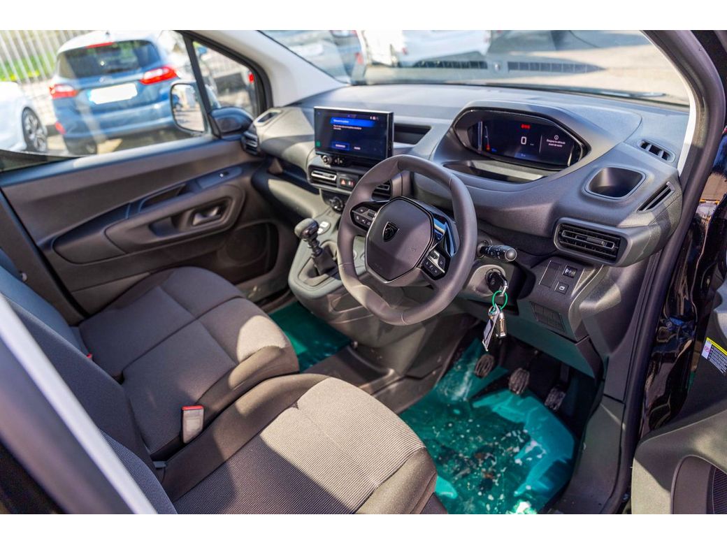 2026 Peugeot Partner