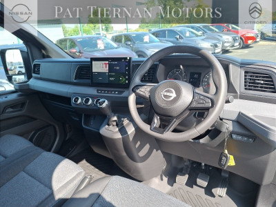 2025 Nissan Interstar
