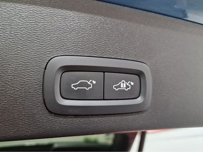 2023 Volvo XC40