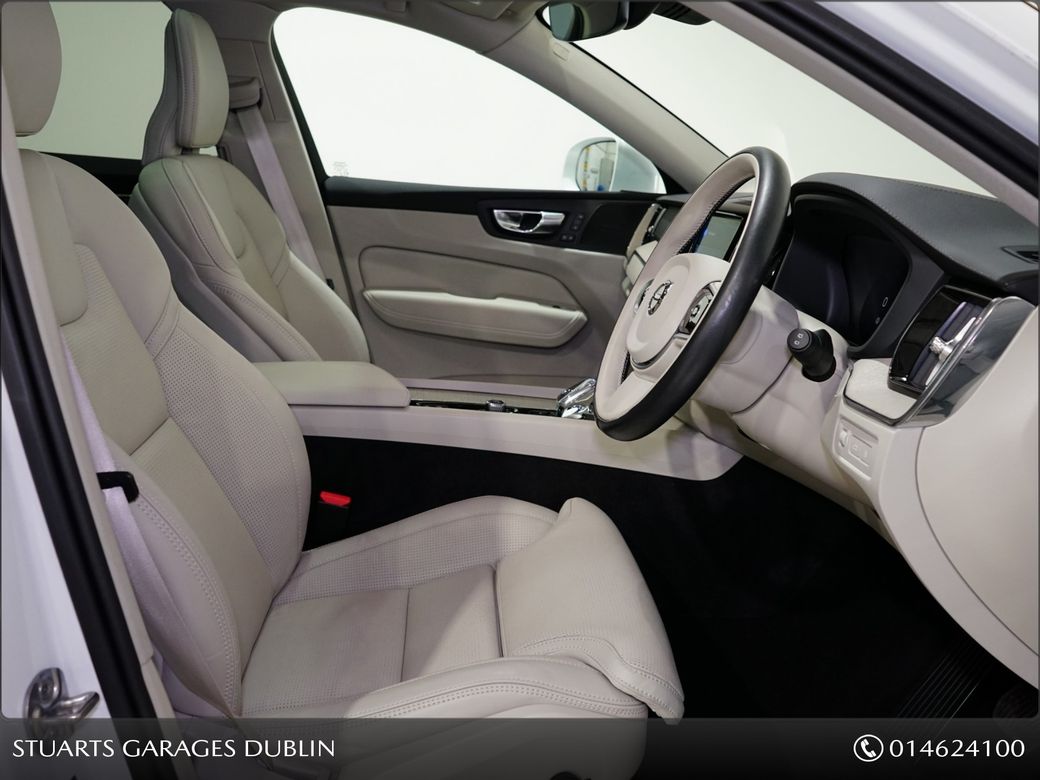 2022 Volvo XC60