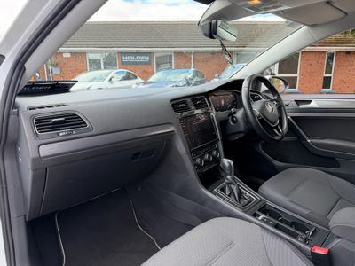 2018 Volkswagen Golf