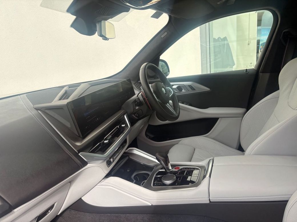 2026 BMW XM