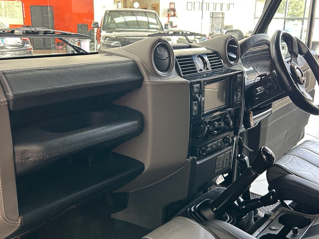 2015 Land Rover Defender