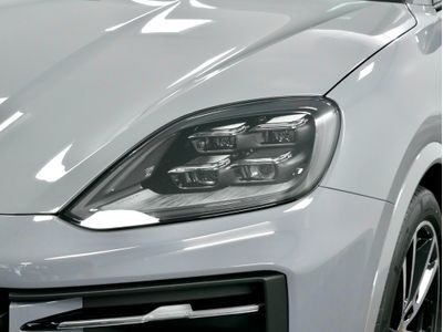 2025 Porsche Cayenne