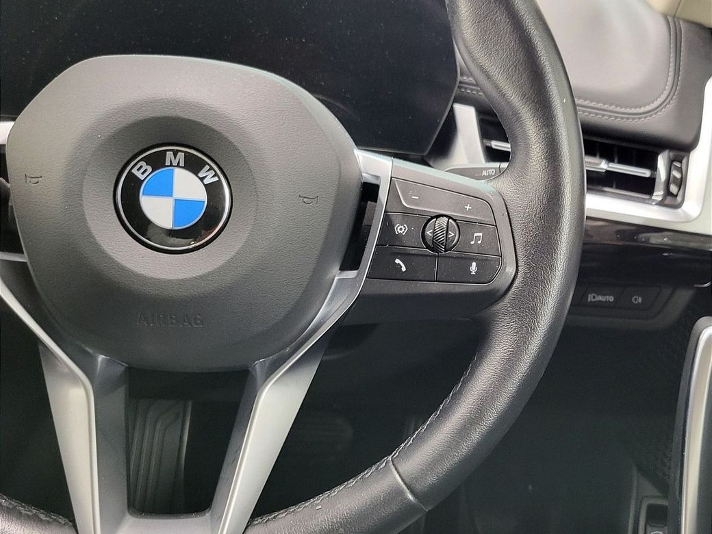 2023 BMW X1