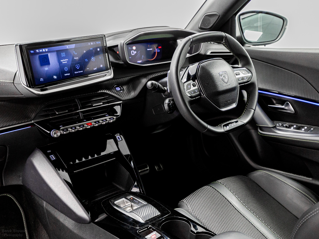 2025 Peugeot 2008