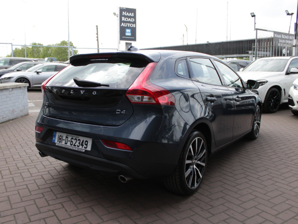 2018 Volvo V40