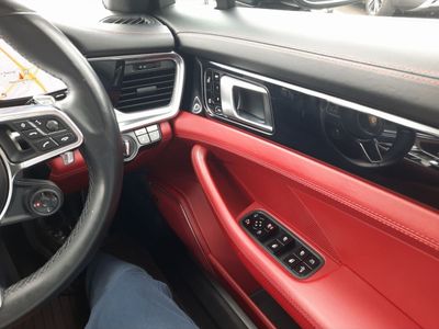 2020 Porsche Panamera