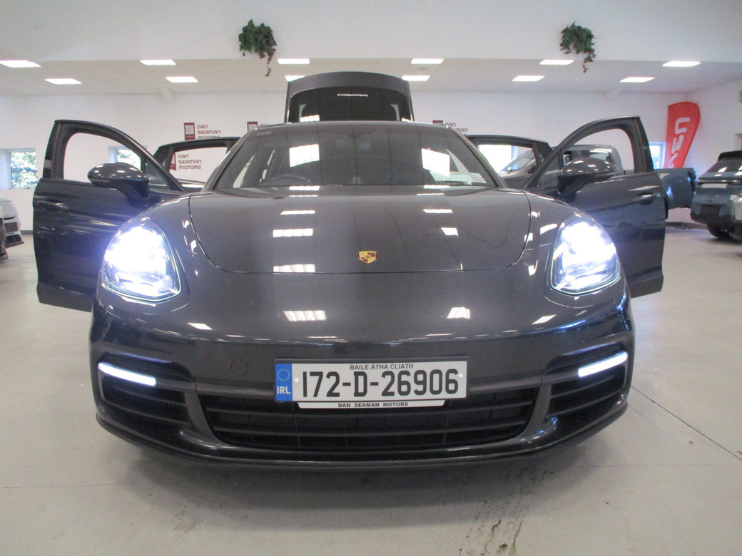 2017 Porsche Panamera