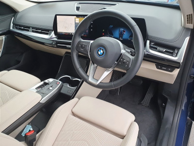2025 BMW iX