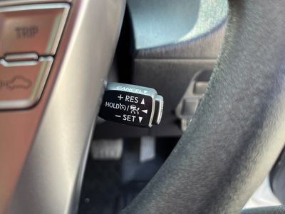2020 Toyota Prius Alpha