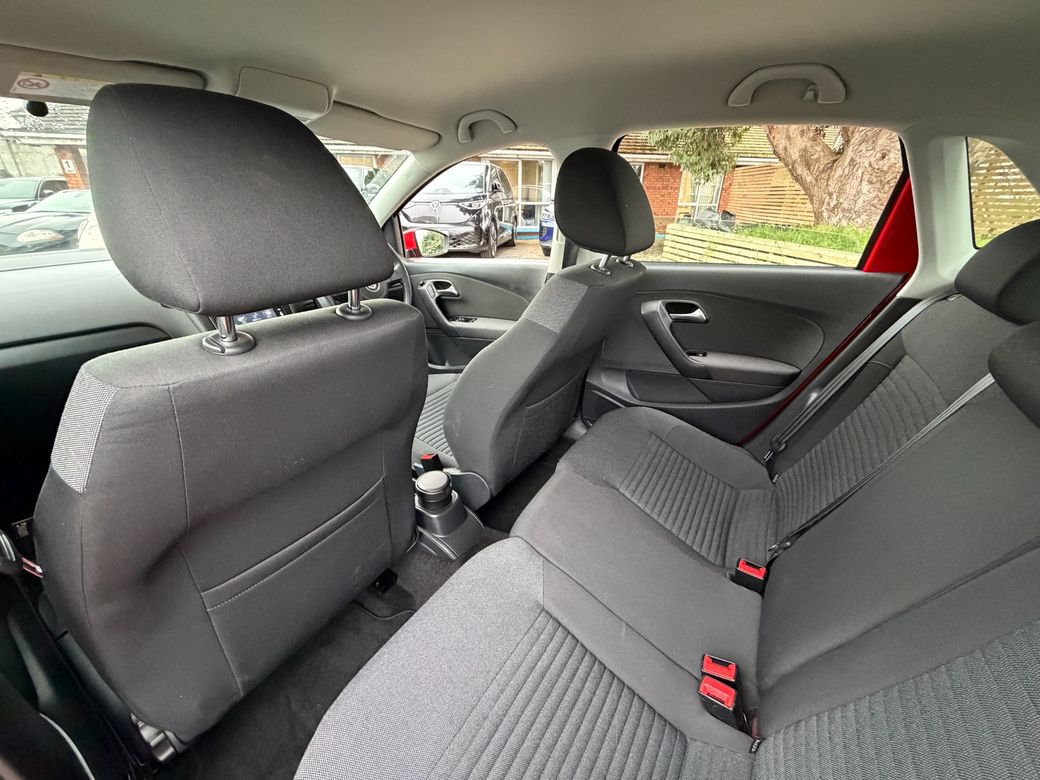 2014 Volkswagen Polo