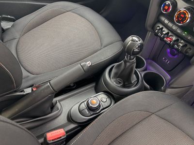 2017 Mini Hatch