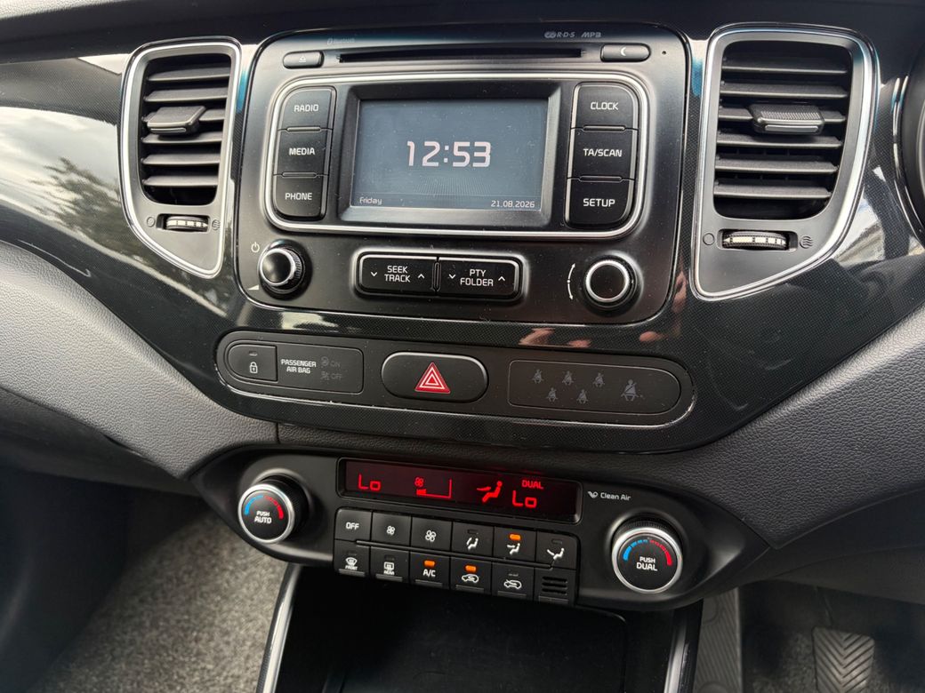 2016 Kia Carens
