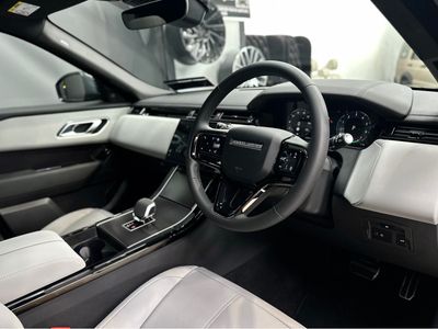 2025 Land Rover Range Rover Velar