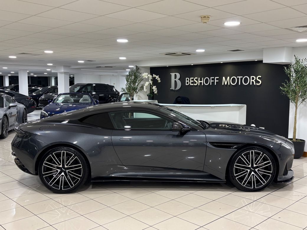 2024 Aston Martin DB12