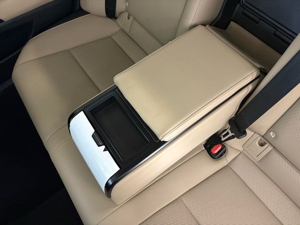 2020 Lexus ES 300h