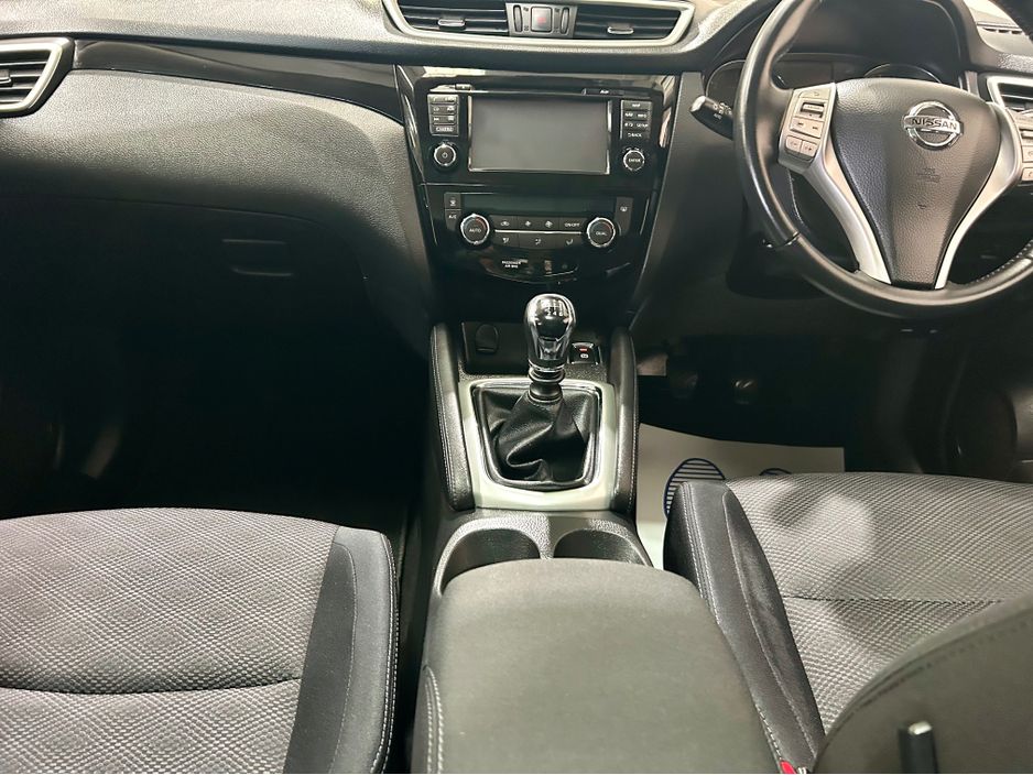 2017 Nissan Qashqai