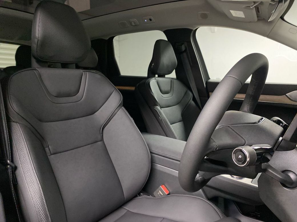 2026 Volvo EX90