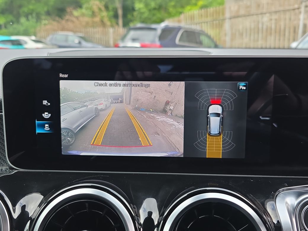 2020 Mercedes-Benz GLB Class