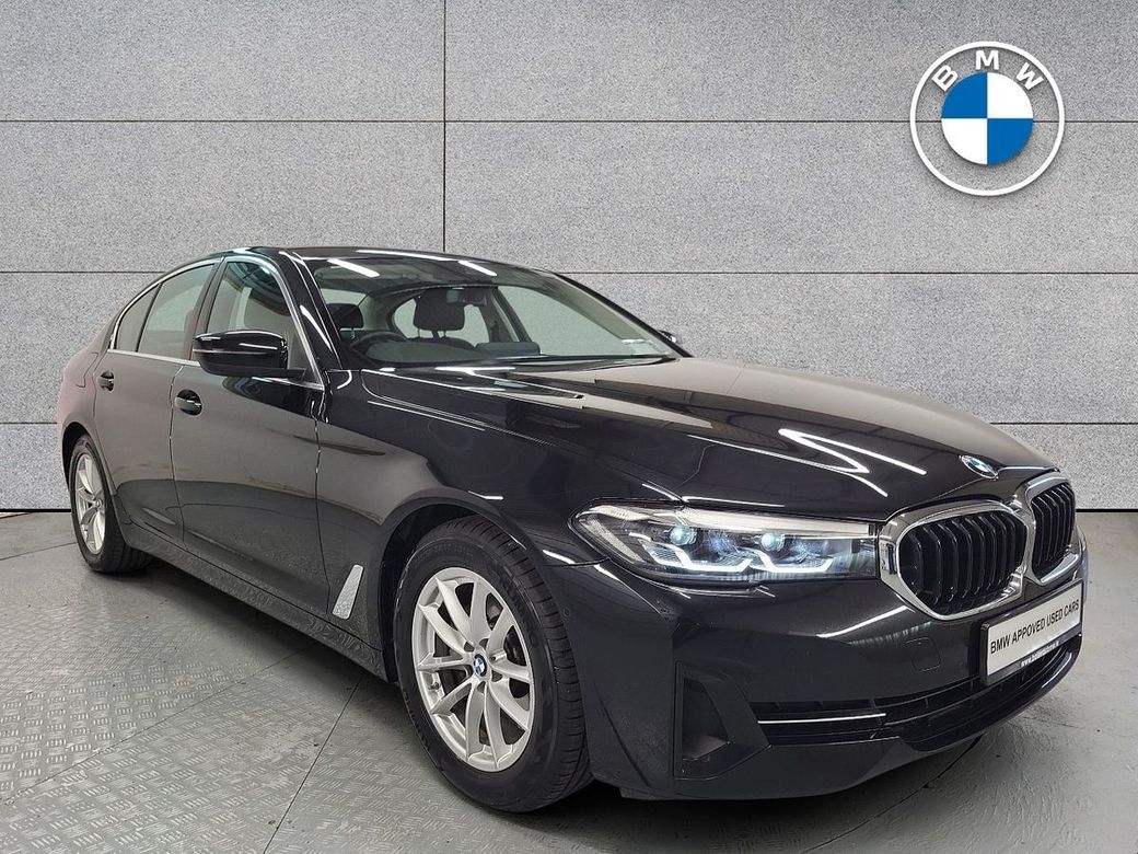 2022 BMW 5 Series