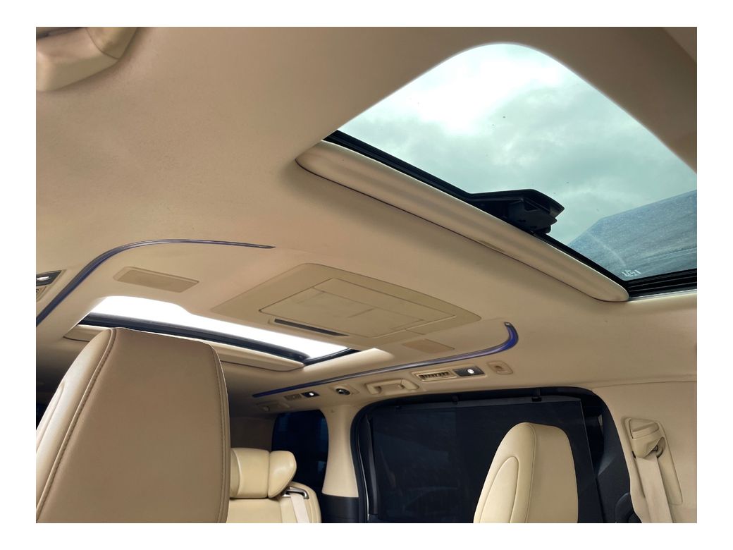 2015 Toyota Alphard