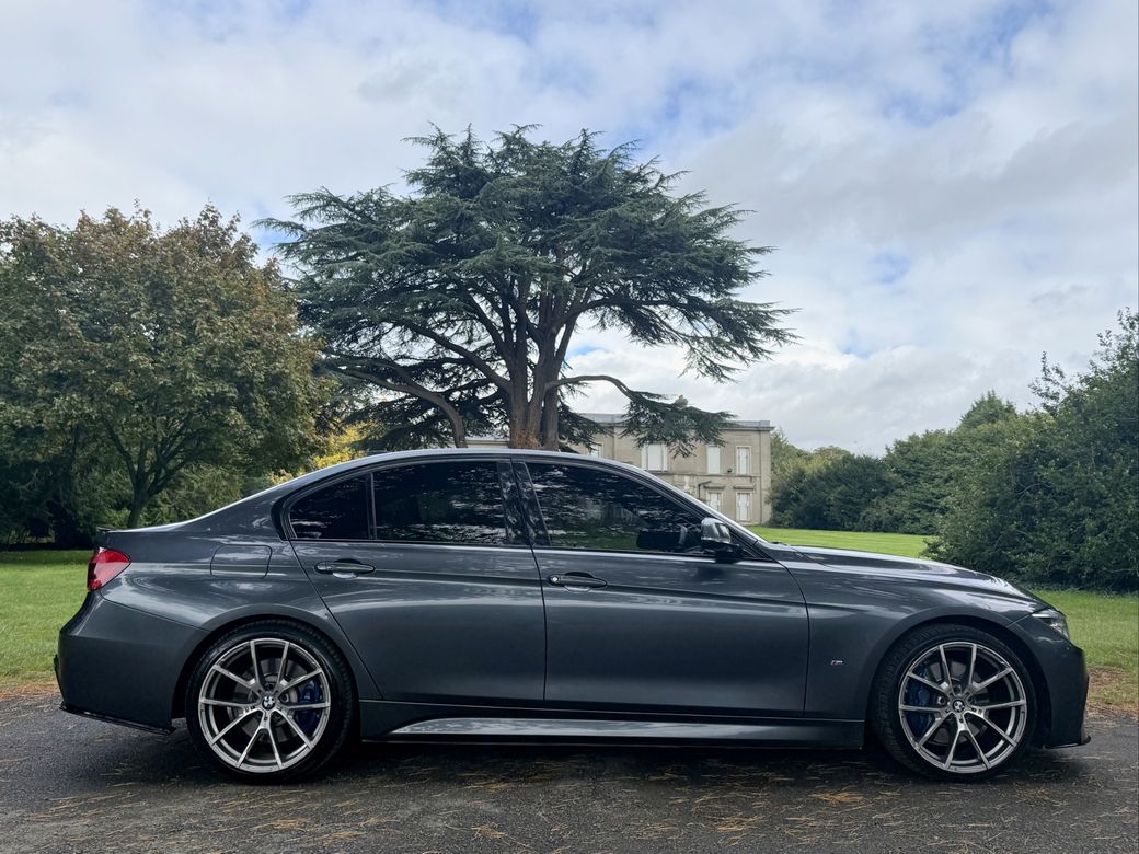 2017 BMW 330