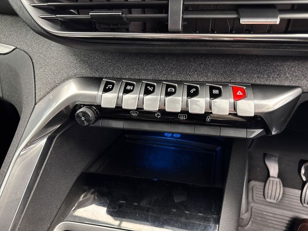 2021 Peugeot 3008