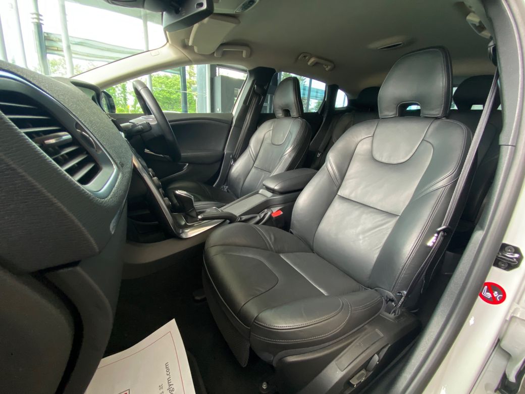 2013 Volvo V40