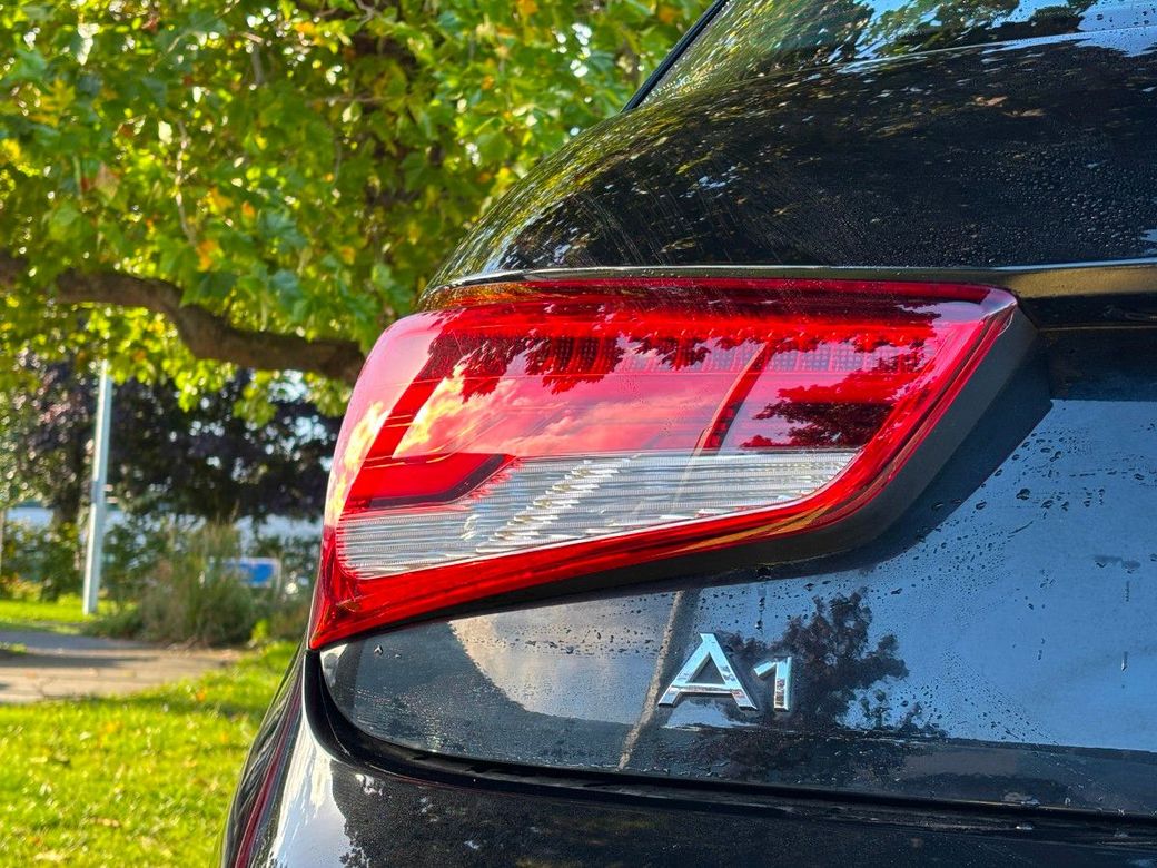 2017 Audi A1
