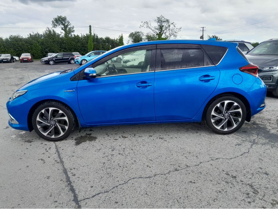 2017 Toyota Auris