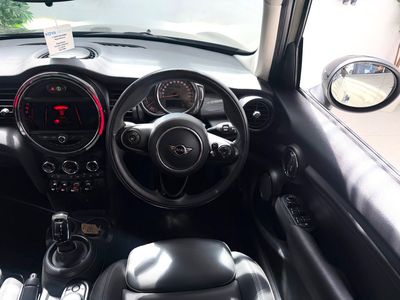 2019 Mini Hatch