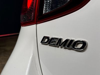 2018 Mazda Demio