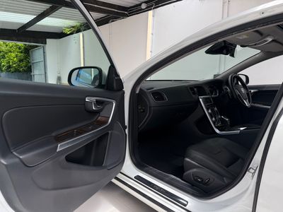 2018 Volvo V60