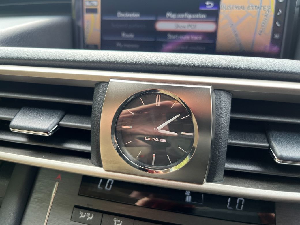 2019 Lexus IS 300h