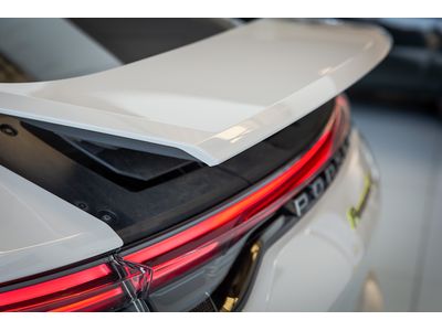 2023 Porsche Panamera