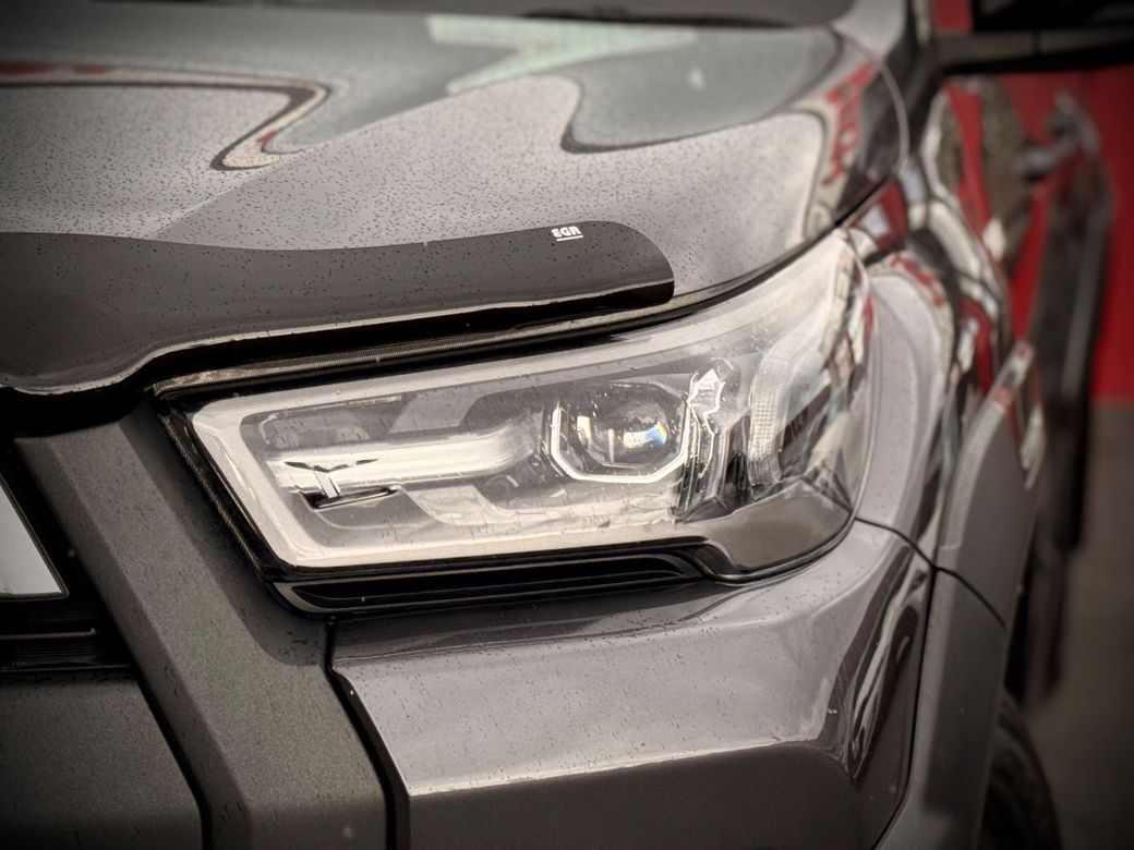 2024 Toyota Hilux