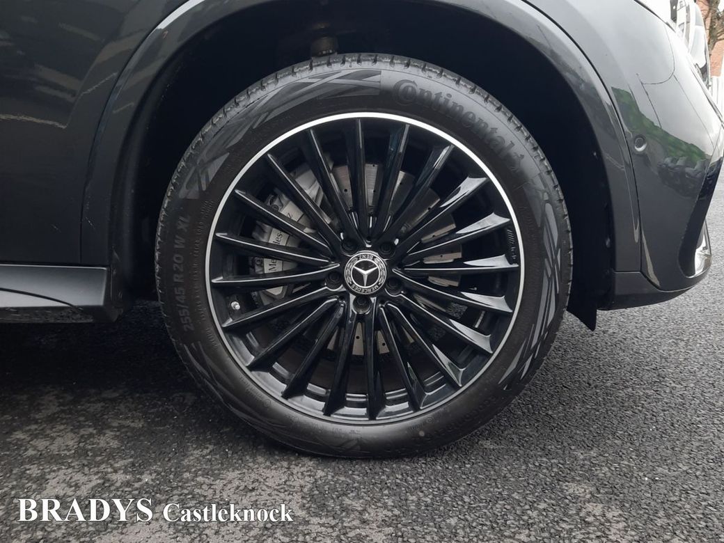 2025 Mercedes-Benz GLC Class